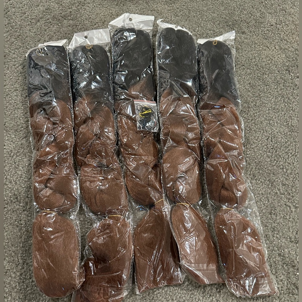 Pre-stretched synthetic braiding hair black brown ombré 5 pack